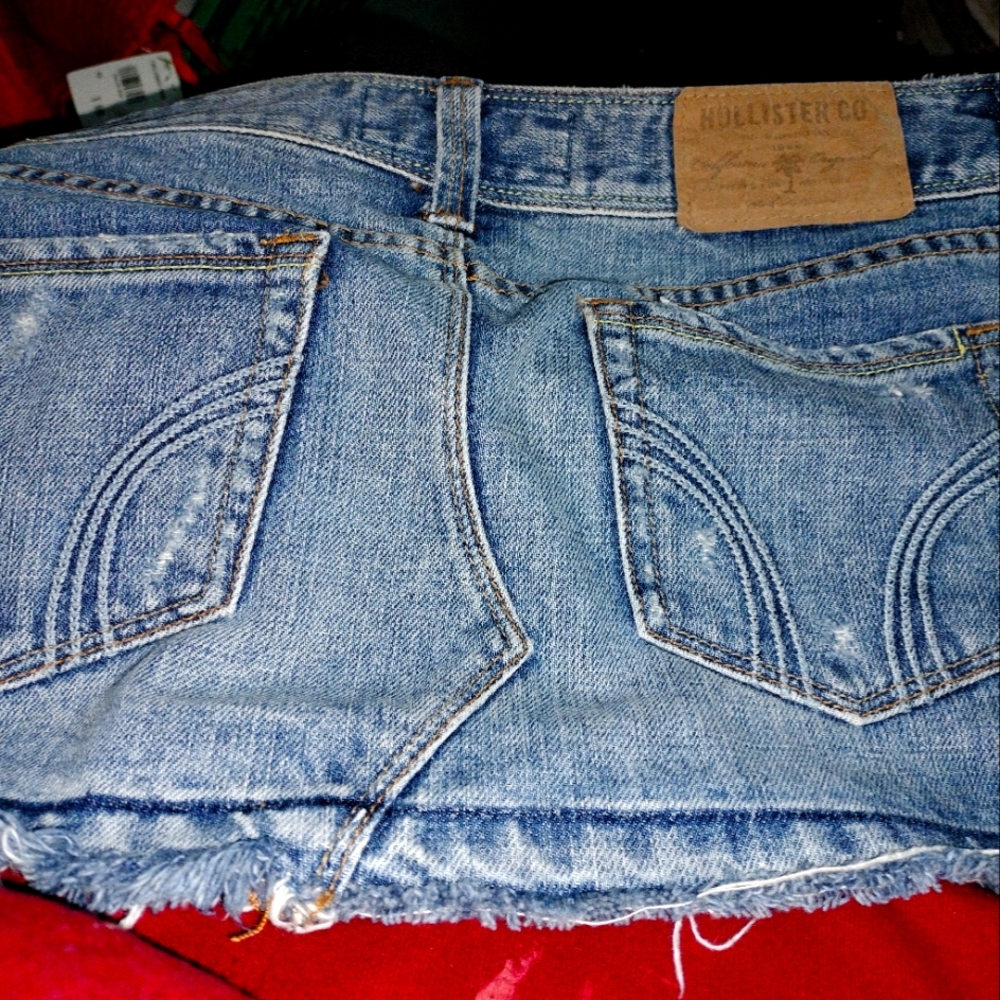 Hollister skirt